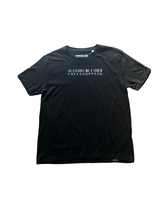 logo tee